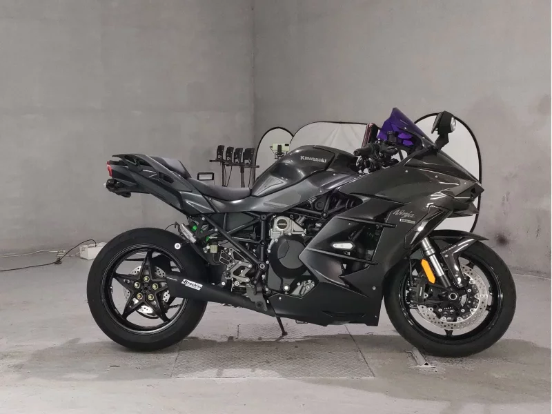 Kawasaki NINJA H2 SX лот № 7047 оценка 4  с аукциона в Японии
