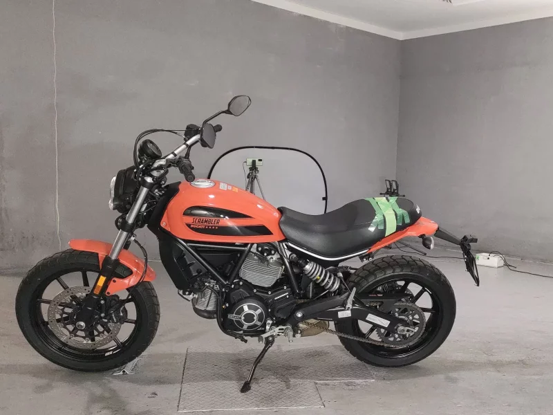 Ducati DUCATI SCRAMBLER SIXTY2