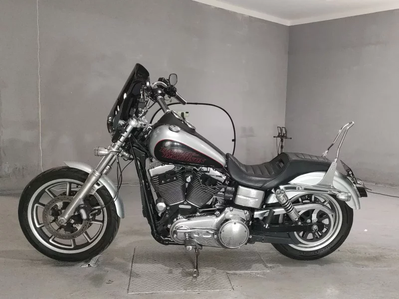 Harley-Davidson HARLEY FXDL1580