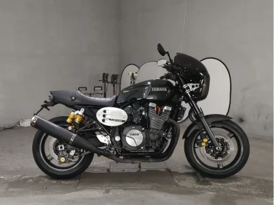 Yamaha XJR1300C