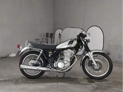 Yamaha SR400-1  с аукциона в Японии