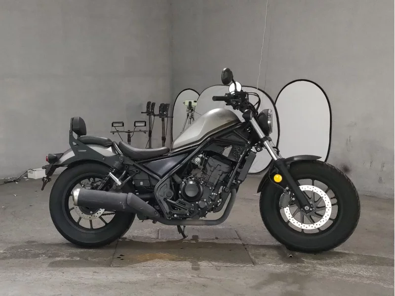 Honda REBEL лот № 7216 оценка 4  с аукциона в Японии
