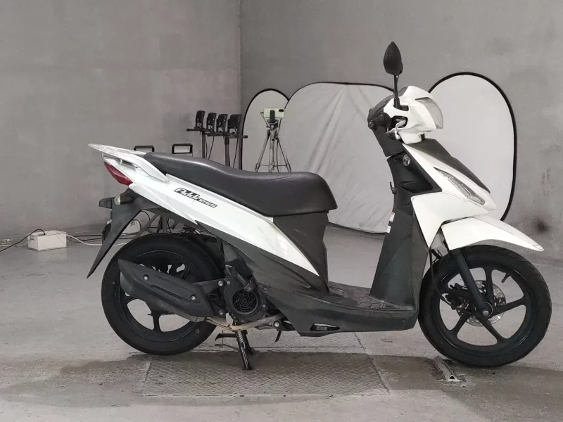 Suzuki ADDRESS V110