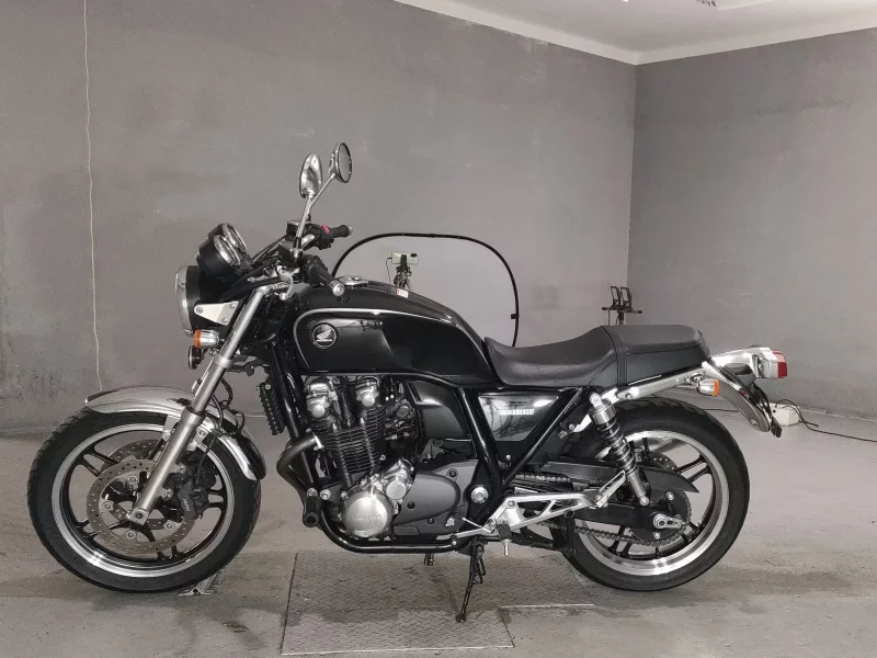 Honda CB1100