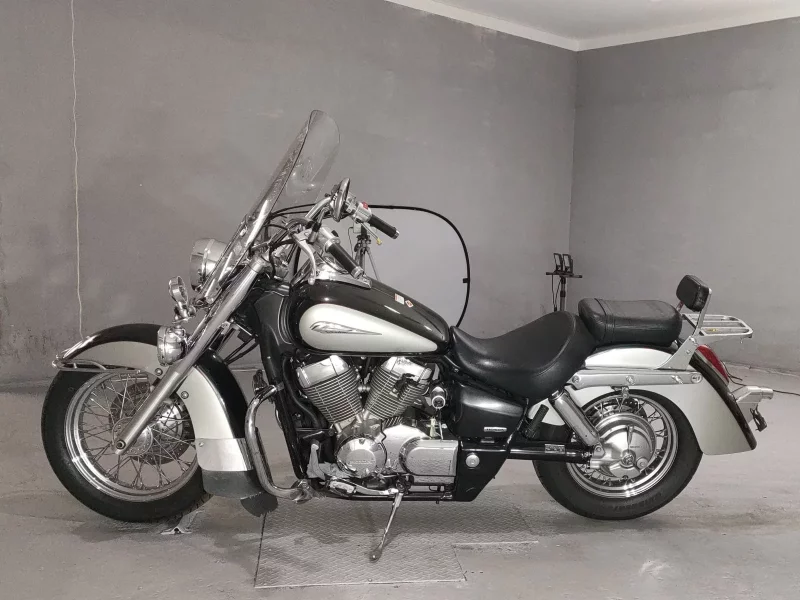 Honda SHADOW750
