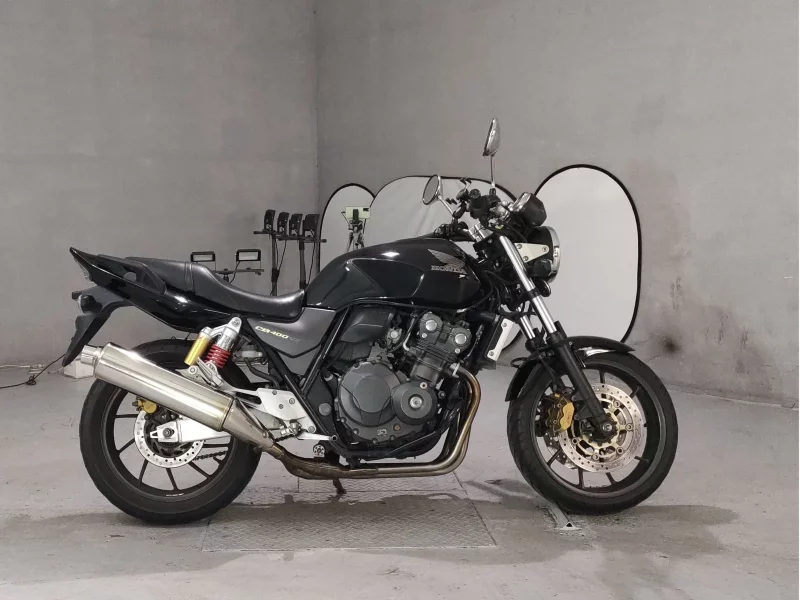 Honda CB400SFV-4
