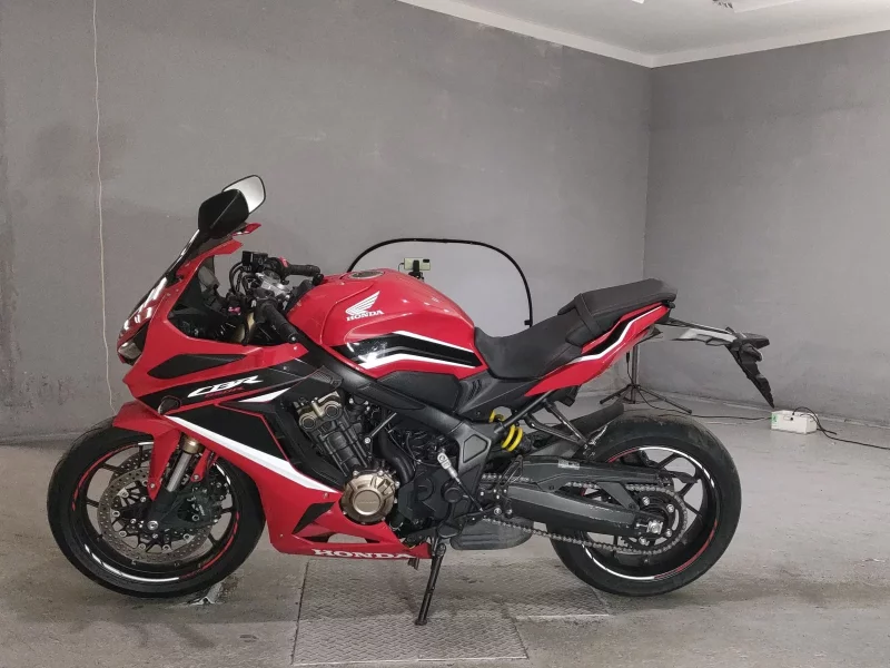 Honda CBR650R