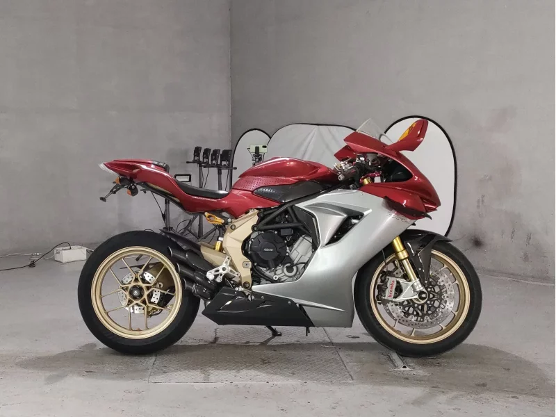 MV Agusta  F3 лот № 7371 оценка 4  с аукциона в Японии