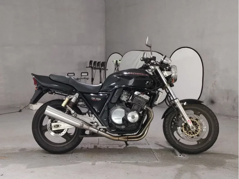 Honda CB400SF