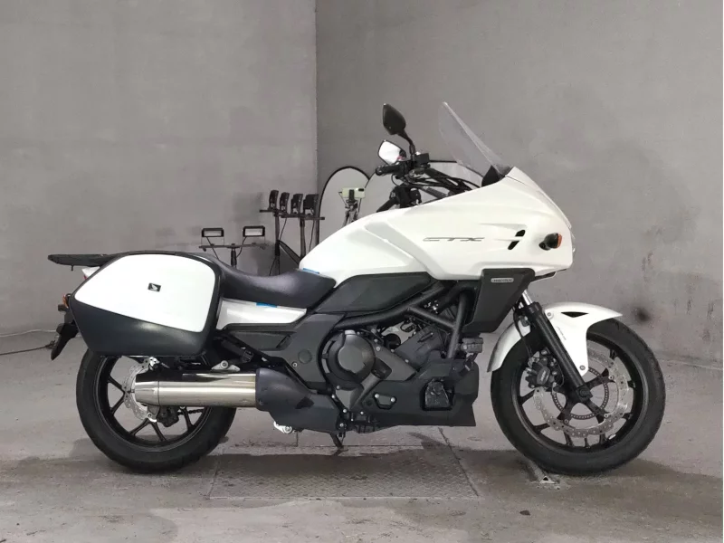 Honda CTX700DCT