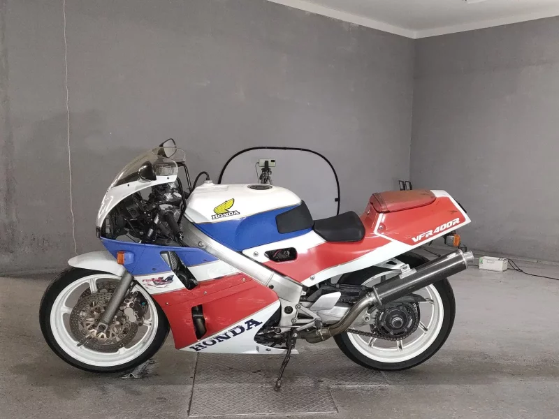 Honda VFR400R