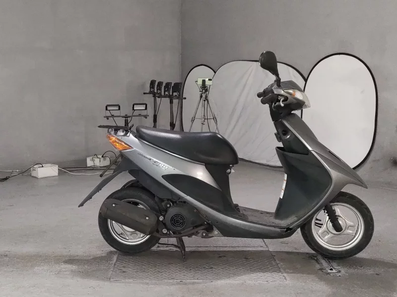 Suzuki ADDRESS V50