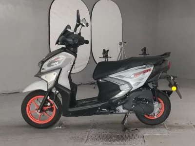 Yamaha CYGNUS RAY ZR