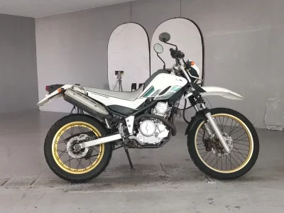 Yamaha SEROW 250