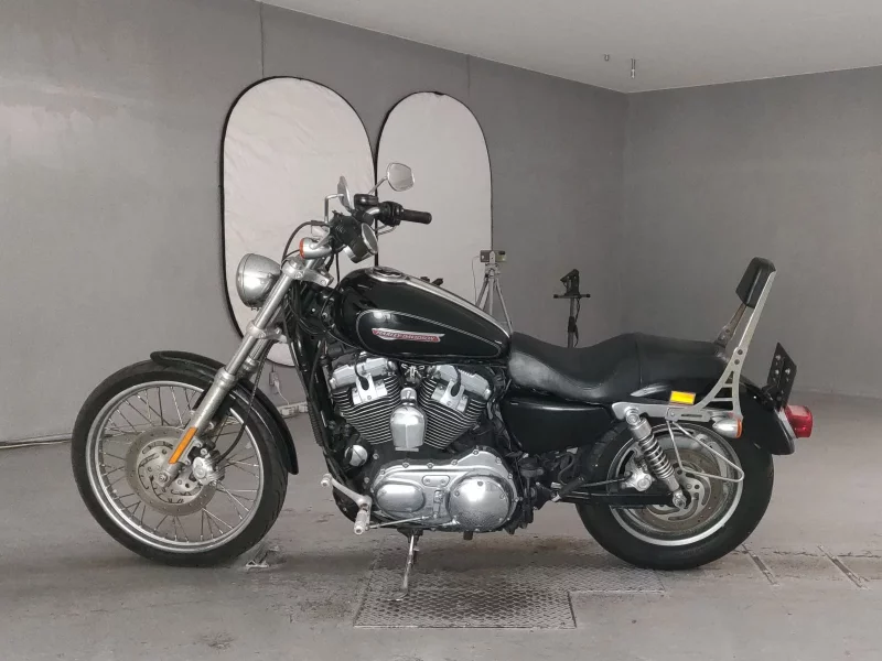 Harley-Davidson HARLEY XL1200C