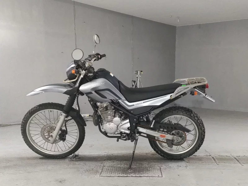 Yamaha SEROW 250