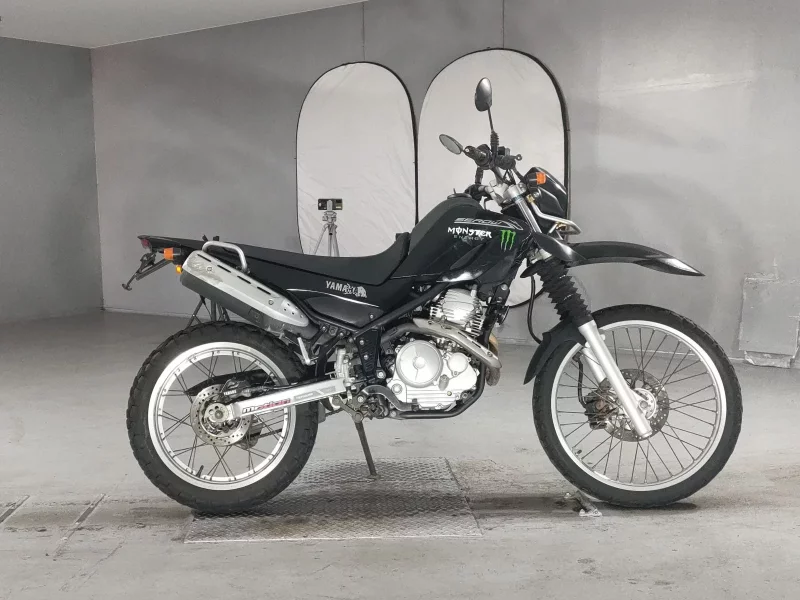 Yamaha SEROW 250