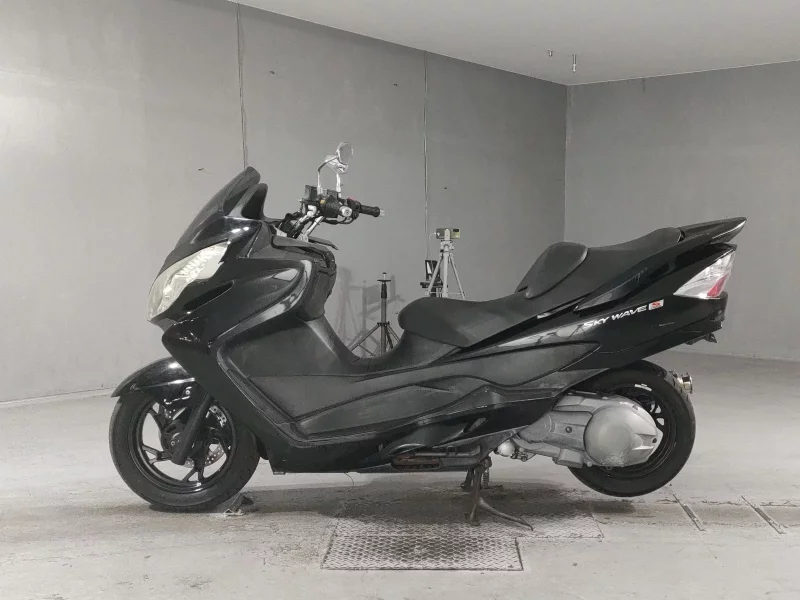 Suzuki SKYWAVE 250S