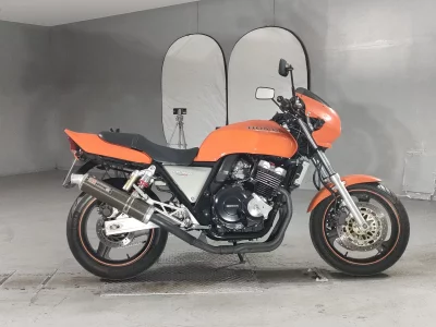 Honda CB400SF