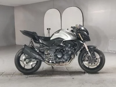 Kawasaki Z750R