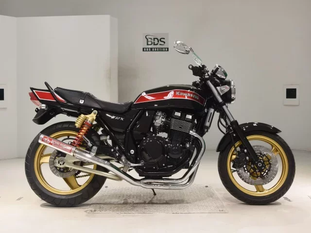 Kawasaki ZRX-2 лот № 0405 оценка 4  с аукциона в Японии