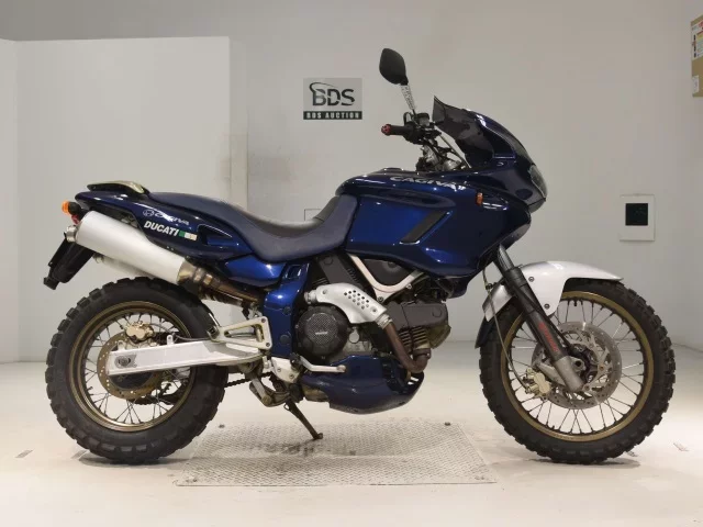 Cagiva  GRAN YELLOW?? ON лот № 3008 оценка 4  с аукциона в Японии