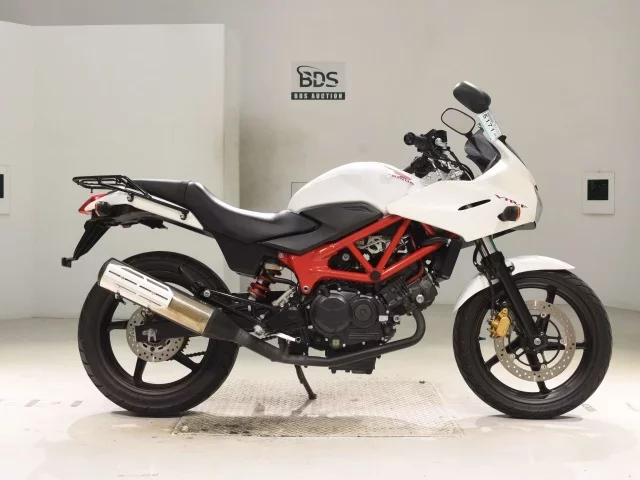 Honda VTR-F250 лот № 5171 оценка 4  с аукциона в Японии