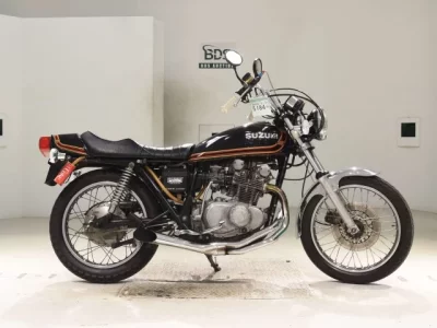 Suzuki GS400X