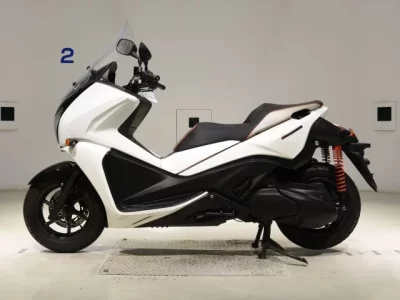 Honda PHASES  с аукциона в Японии