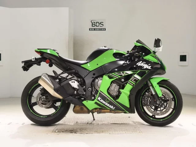 Kawasaki ZX-10RA лот № 0276 оценка 4  с аукциона в Японии