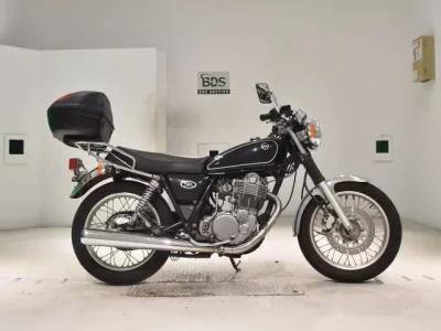 Yamaha SR400-3  с аукциона в Японии