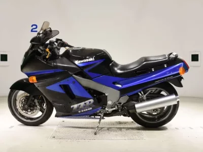 Kawasaki ZZR1100  с аукциона в Японии