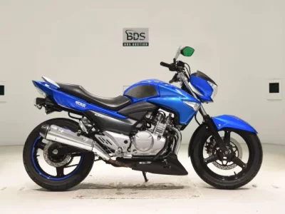 Suzuki GSR250  с аукциона в Японии