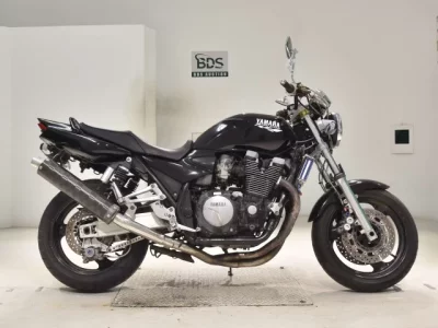 Yamaha XJR1300  с аукциона в Японии