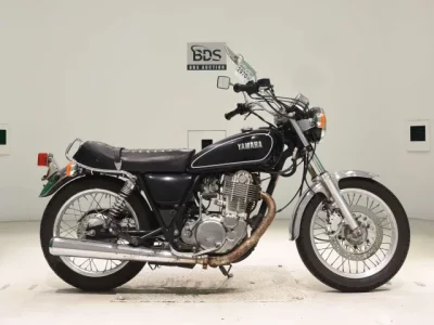 Yamaha SR400-3  с аукциона в Японии