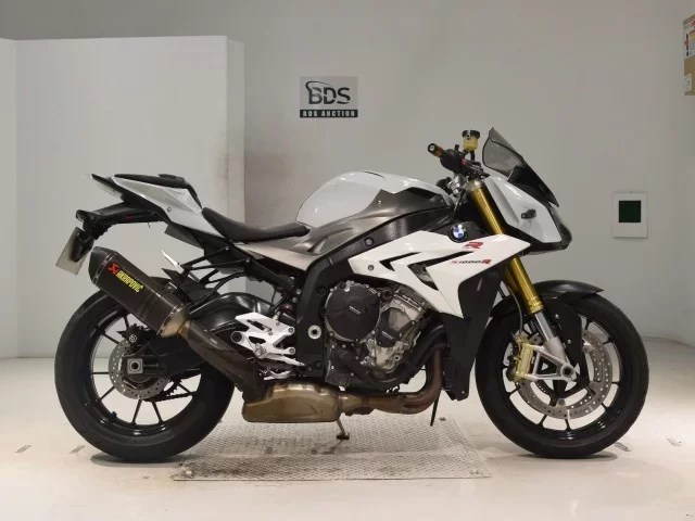 BMW  S1000R лот № 5120 оценка 4  с аукциона в Японии