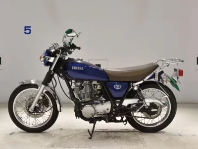 Yamaha SR400-5 лот № 5118 оценка 4  с аукциона в Японии 2