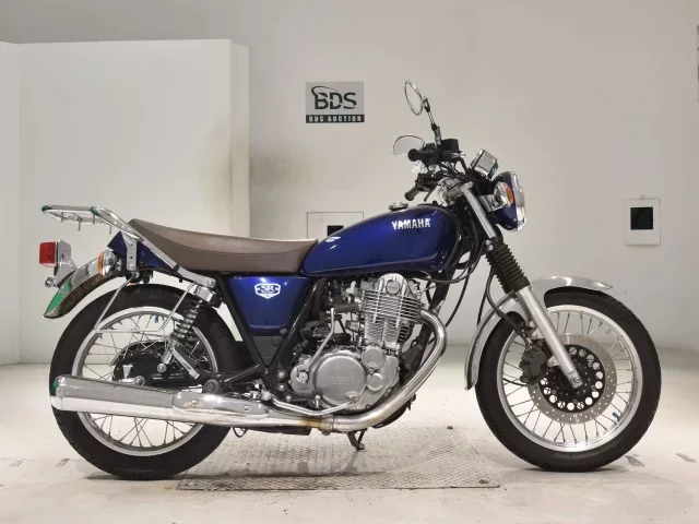 Yamaha SR400-5 лот № 5118 оценка 4  с аукциона в Японии