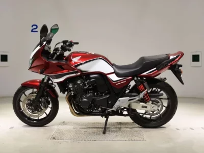 Honda CB400SFV-4 BOLDORABS лот № 7737 оценка 5  с аукциона в Японии 2
