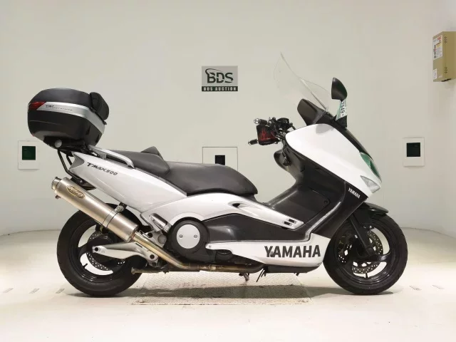 Yamaha T-MAX500 лот № 7949 оценка 4  с аукциона в Японии