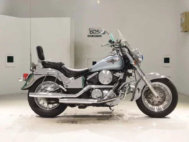 Kawasaki VULCAN400 CLASSIC лот № 5362 оценка 4  с аукциона в Японии