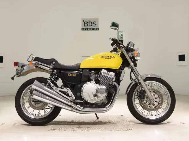 Honda CB400 лот № 7699 оценка 4  с аукциона в Японии