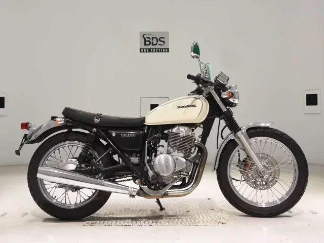 Honda CB400SS лот № 7940 оценка 4  с аукциона в Японии