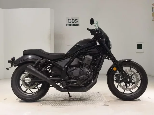 Honda REBEL 1100 лот № 2962 оценка 5  с аукциона в Японии