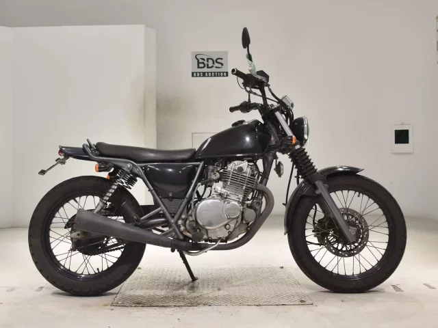 Suzuki GLASS TRACKER BIG BOY лот № 7977 оценка 4  с аукциона в Японии