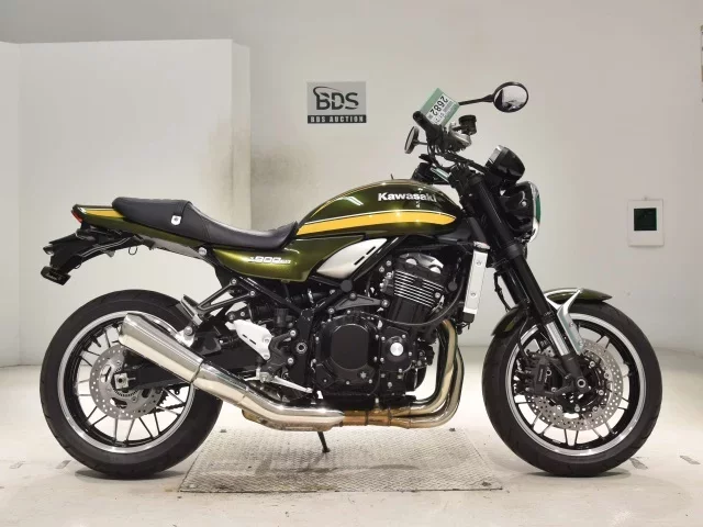 Kawasaki Z900RS лот № 2682 оценка 6  с аукциона в Японии