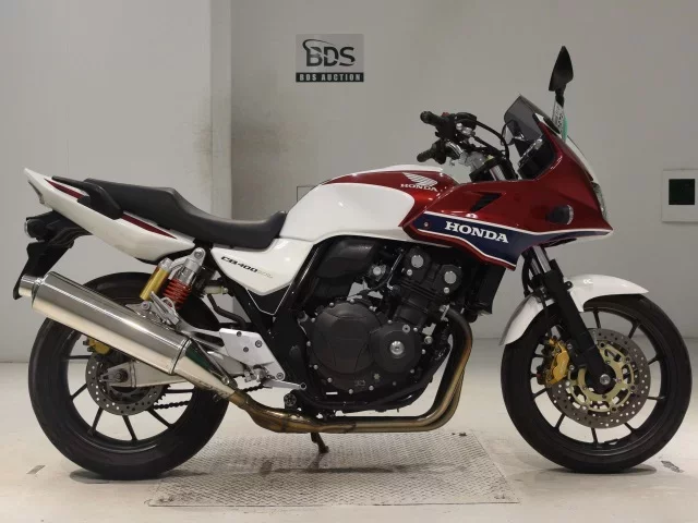 Honda CB400SFV-4 BOLDOR лот № 2675 оценка 5  с аукциона в Японии