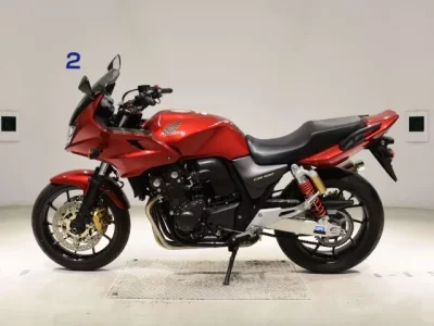 Honda CB400SFV-4 BOLDORABS  с аукциона в Японии