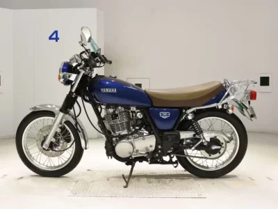 Yamaha SR400-5  с аукциона в Японии