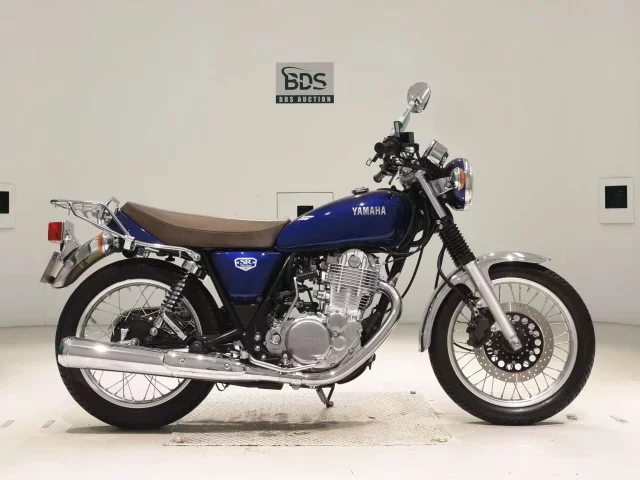 Yamaha SR400-5 лот № 7673 оценка 6  с аукциона в Японии